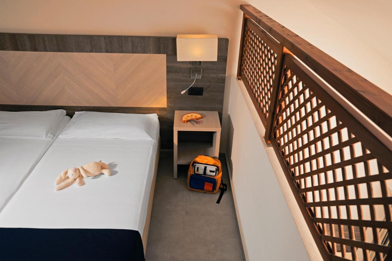 Tui Magic Life Calabria Hotel Pizzo Kültér fotó